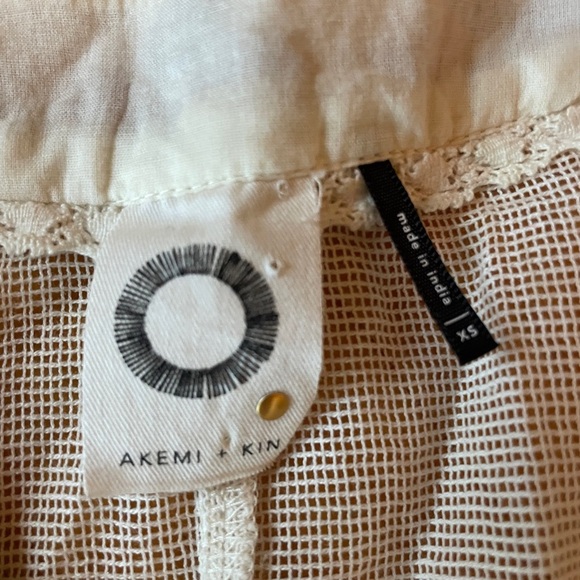 Anthropologie Akemi Kin Embroidered Top - Picture 3 of 4